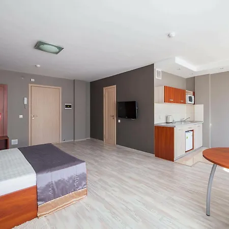 Complex Comfort Hotel